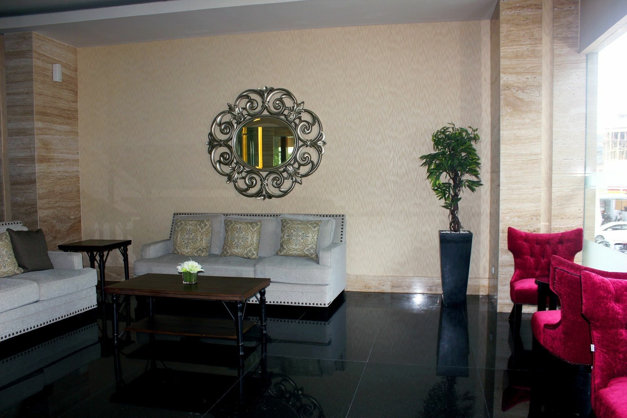 Demelia Hotel Макасар Экстерьер фото